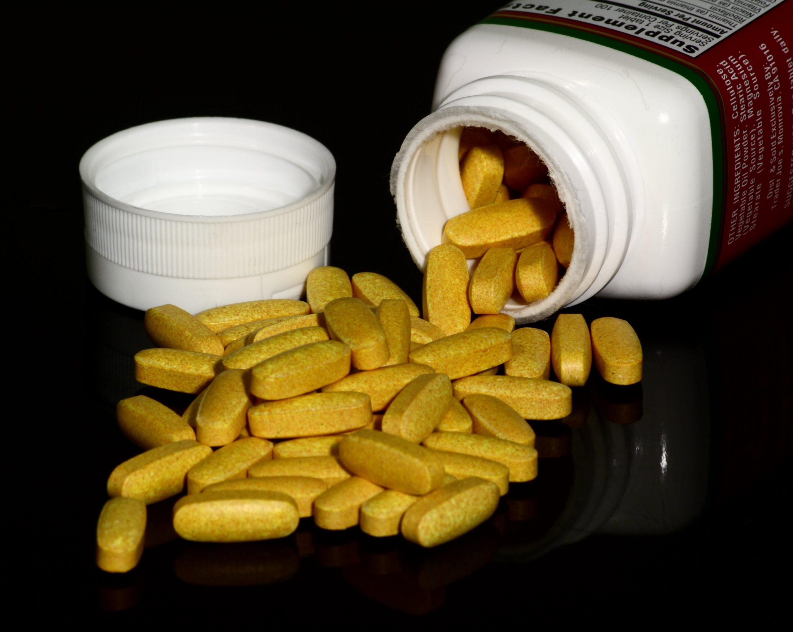 Vitamínové tablety a doplnky